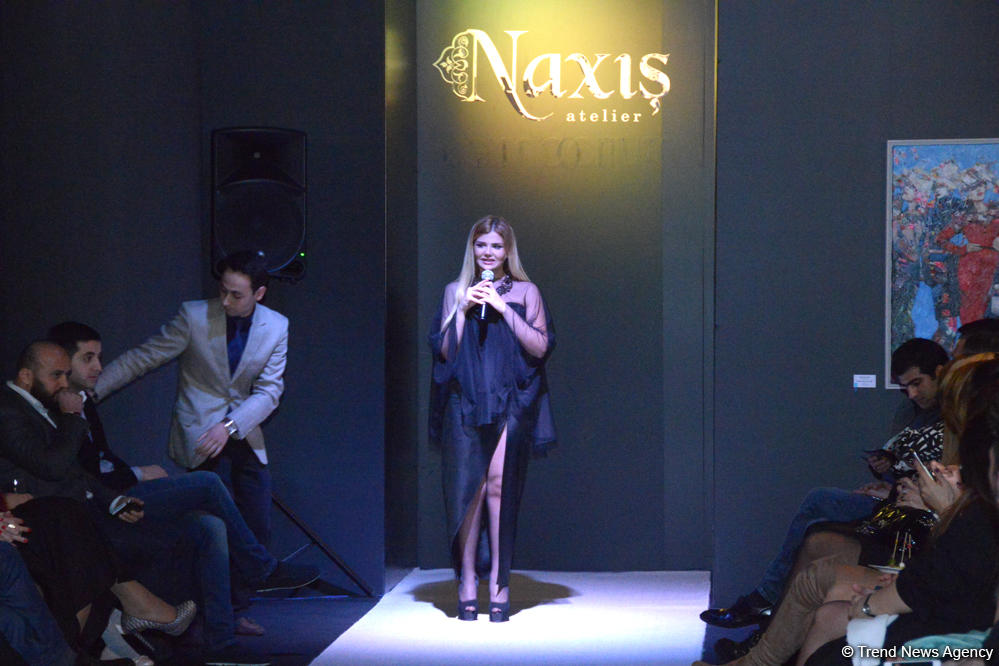 В Баку прошло красочное дефиле "NovruzNaxışı" от “NaxışAtelier” (ФОТО)