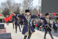 Бакинцы весело встречают Новруз (ФОТО) (ФОТО)