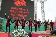 Как азербайджанские звезды отметили праздник Новруз (ФОТО)