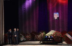 В Баку прошла церемония прощания с Максудом Ибрагимбековым (ФОТО)