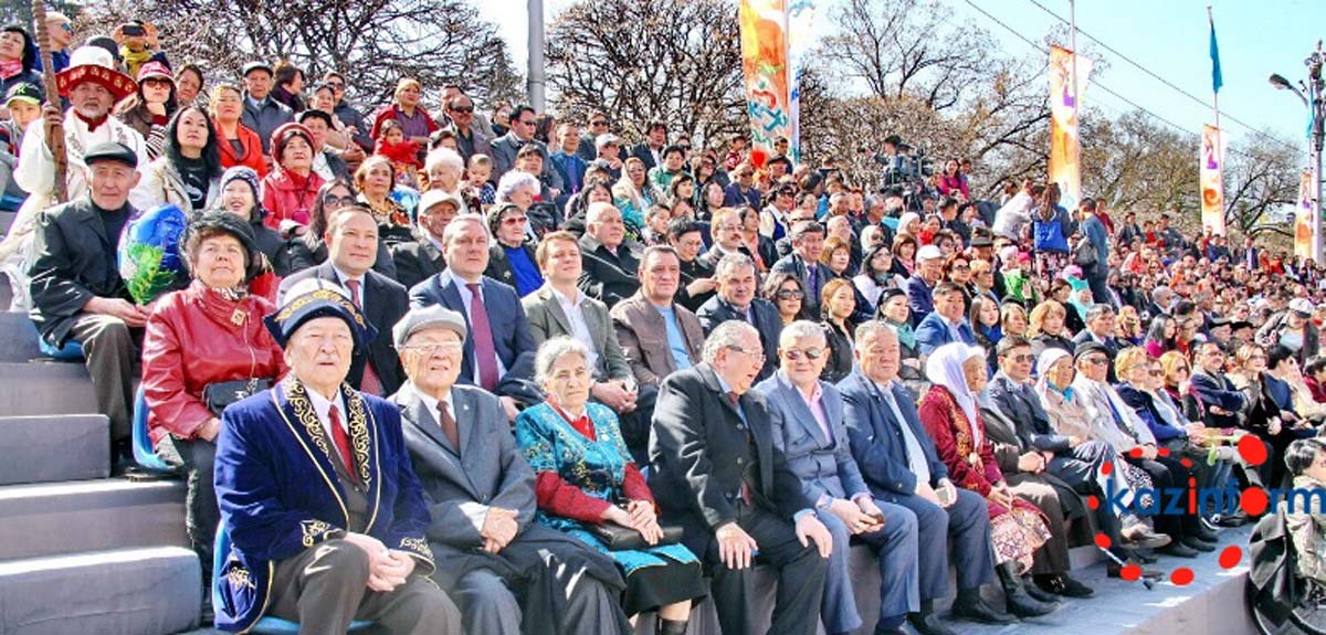 Азербайджанская певица выступила на праздновании 1000-летия Алматы (ФОТО)
