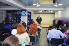 Подарок азербайджанским зрителям от актеров московского театра (ФОТО)