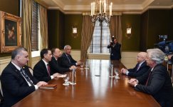 Президент Ильхам Алиев встретился с рядом общественных деятелей США (ФОТО)