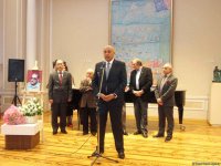 Рядовые труженики в картинах Джахангира Рустамова (ФОТО)
