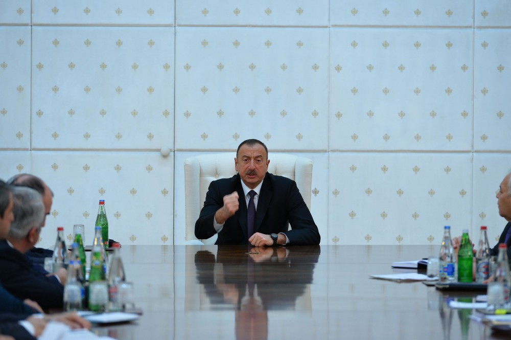 В Азербайджане созван Совет безопасности при Президенте