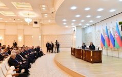 Президент Ильхам Алиев: Баку рассматривает визит Дмитрия Медведева как еще один показатель дружественного партнерского отношения к Азербайджану