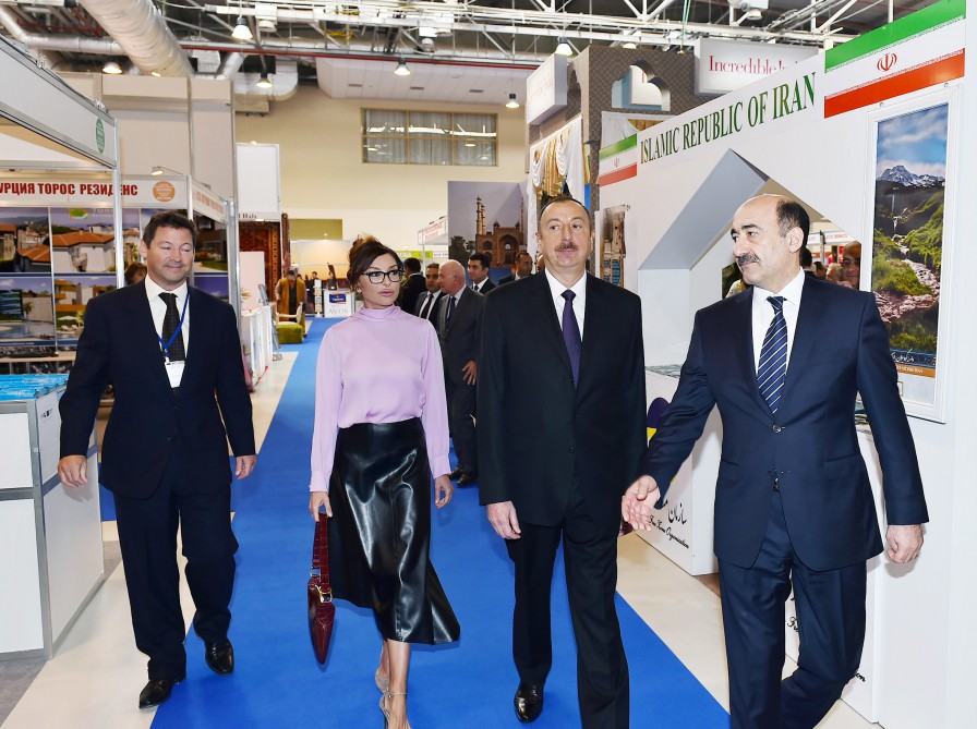 Президент Азербайджана и его супруга ознакомились с XV Азербайджанской Международной выставкой туризма и путешествий – «AITF-2016»