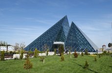 Azerbaijani president attends opening of new metro stations in Baku
