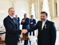 President Aliyev presents ‘Dostluq’ Order to Iranian minister Vaezi