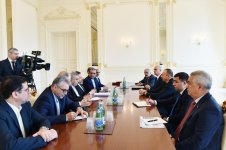 President Aliyev presents ‘Dostluq’ Order to Iranian minister Vaezi