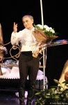 Потрясающие уроки любви Фахраддина Манафова – дебют на сцене Русской драмы (ФОТО)