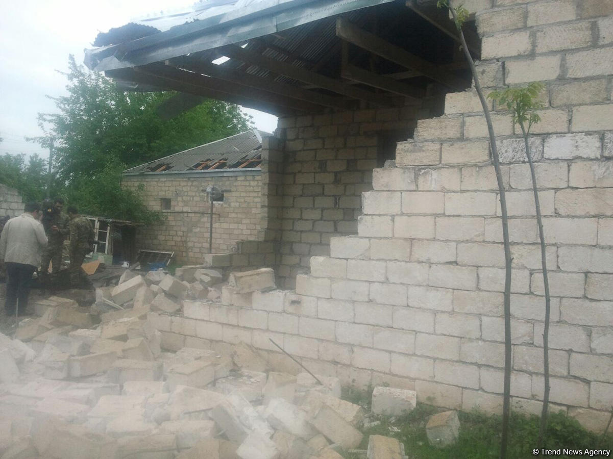 Обстрелянное армянами село Гарадаглы Агдамского района Азербайджана (ФОТО)