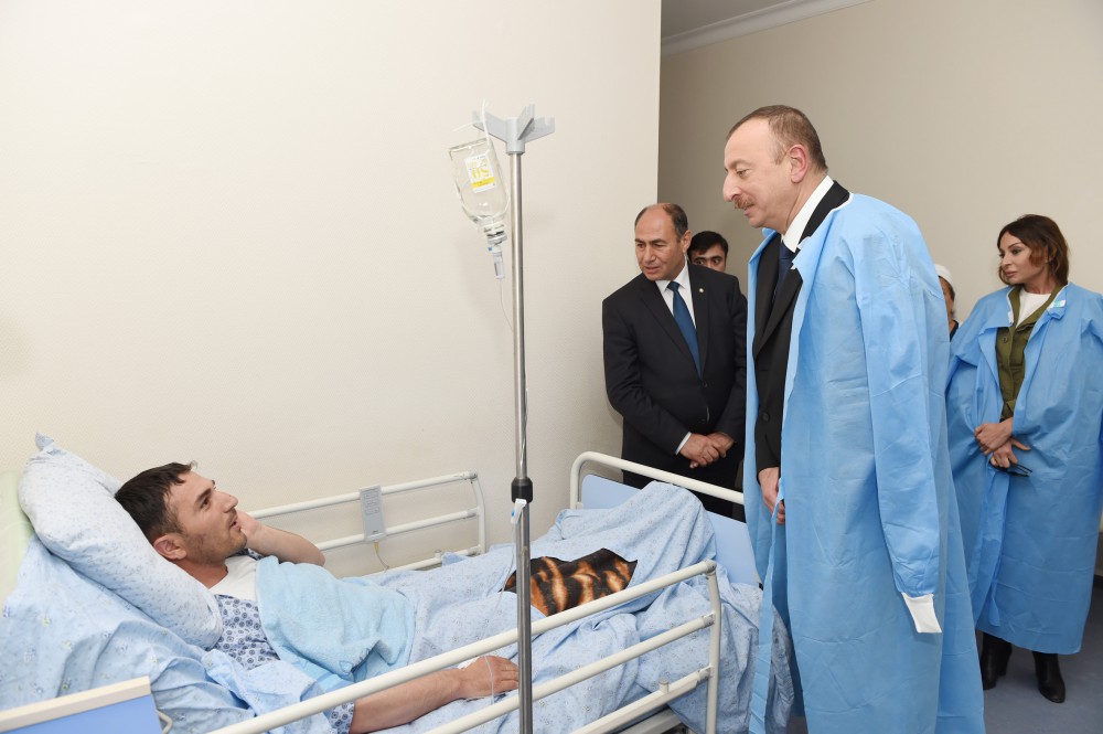 Президент Азербайджана: Армяне воюют с гражданским населением (ФОТО)