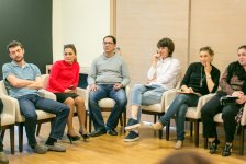 Как спасти жизнь своему ребенку в течение 9 минут -  семинар в Баку (ФОТО)