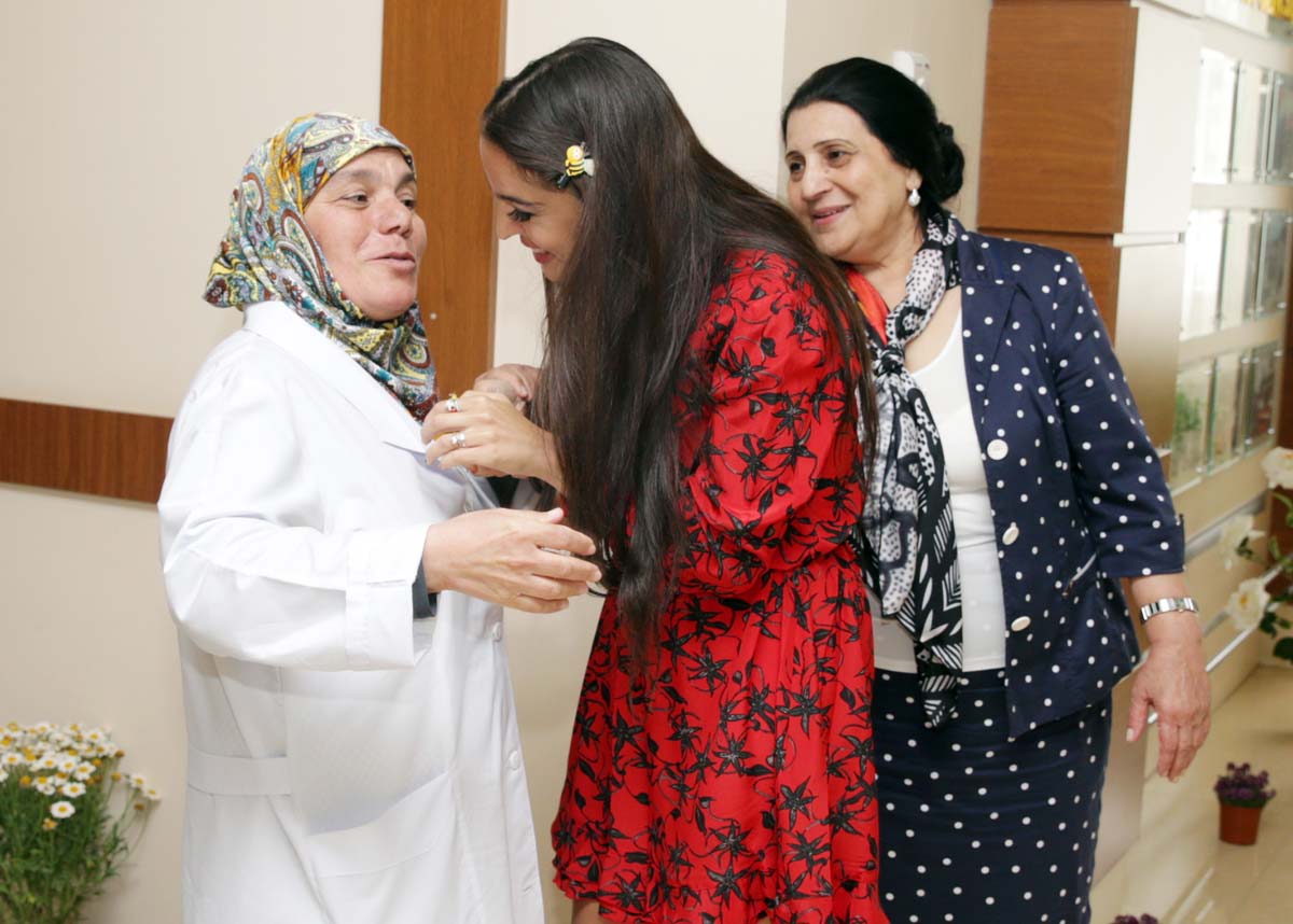 Vice-president of Heydar Aliyev Foundation Leyla Aliyeva visits care home for war, labor veterans (PHOTO)