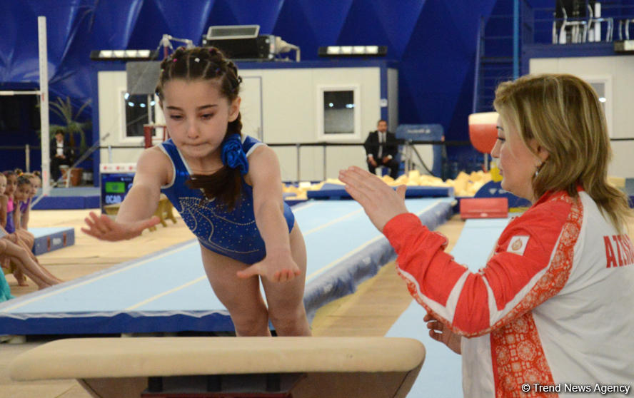 Стартовал второй день соревнований Первенства Азербайджана и Чемпионата Баку по спортивной гимнастике (ФОТО)