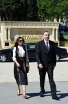 Президент Азербайджана и его супруга приняли участие в торжественной церемонии по случаю 71-й годовщины Победы над фашизмом (ФОТО)