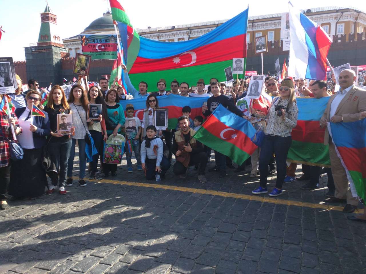 Флаги Азербайджана на Красной Площади  – шествие "Бессмертный полк" (ФОТО)