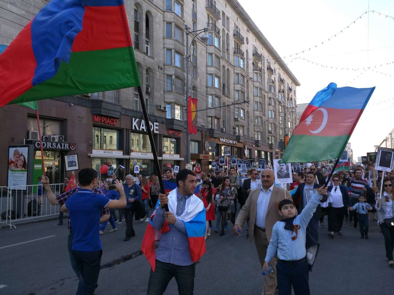 Флаги Азербайджана на Красной Площади  – шествие "Бессмертный полк" (ФОТО)
