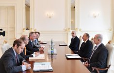 Президент Азербайджана принял делегацию во главе с министром по вопросам экономики Нидерландов