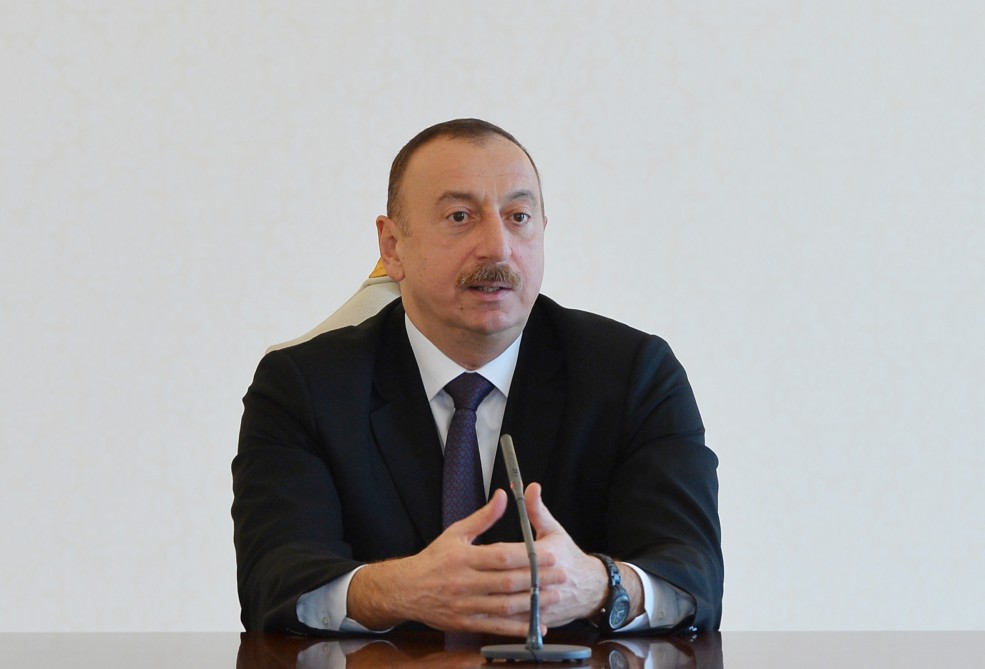 Президент Ильхам Алиев: Мы должны формировать свою экономическую стратегию так, как будто у нас нет нефти и газа
