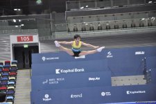Стартовал заключительный день соревнований чемпионата Азербайджана и первенства Баку по прыжкам на батуте и тамблингу (ФОТО)