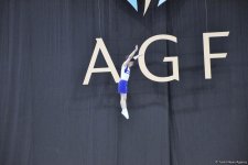 Стартовал заключительный день соревнований чемпионата Азербайджана и первенства Баку по прыжкам на батуте и тамблингу (ФОТО)
