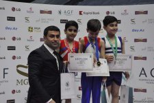 Награждены победители заключительного дня соревнований чемпионата Азербайджана по прыжкам на батуте (ФОТО)