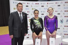 Награждены победители заключительного дня соревнований чемпионата Азербайджана по прыжкам на батуте (ФОТО)