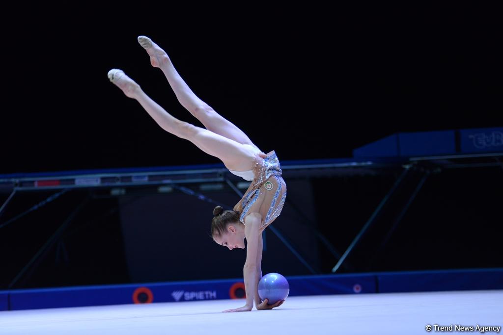 Стартовал второй день соревнований XXIII чемпионата Азербайджана по художественной гимнастике (ФОТО)