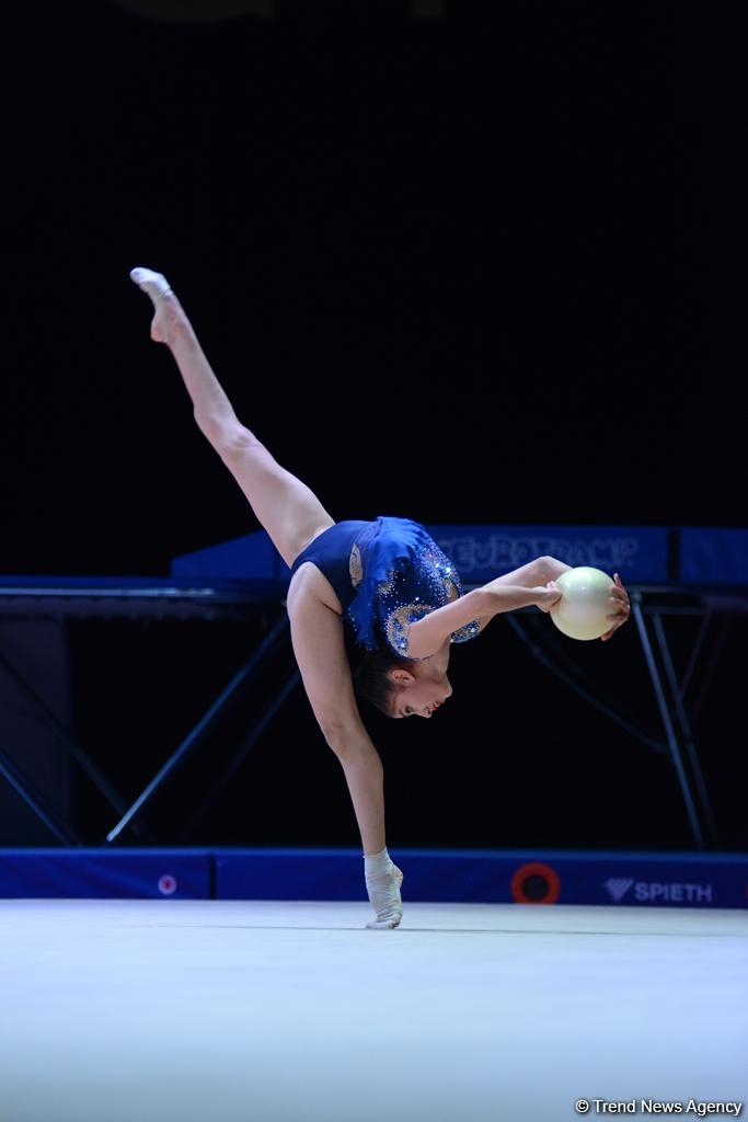 Стартовал второй день соревнований XXIII чемпионата Азербайджана по художественной гимнастике (ФОТО)