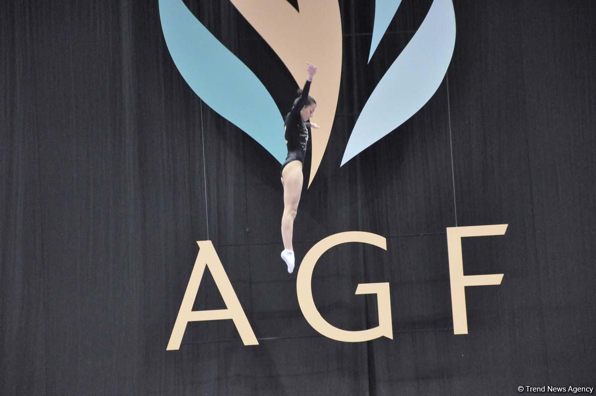 Стартовал заключительный день соревнований чемпионата Азербайджана и первенства Баку по прыжкам на батуте и тамблингу (ФОТО)