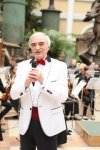 Вице-президент Фонда Гейдара Алиева Лейла Алиева приняла участие в  церемонии презентации бронзовой скульптуры Полада Бюльбюльоглу (ФОТО)
