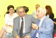 Выставка усовершенствованных музыкальных инструментов в Баку (ФОТО)
