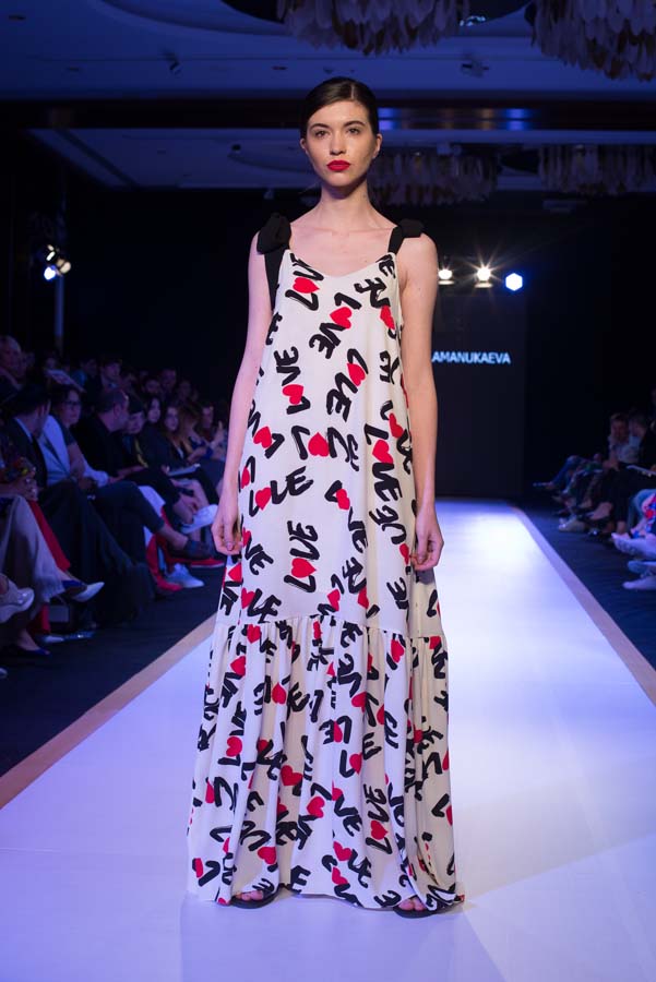 Потрясающее открытие Azerbaijan Fashion Week – яркие краски и тренды сезона (ФОТО)