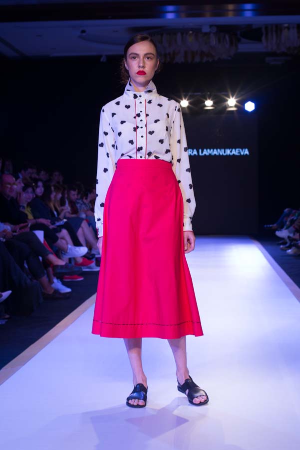 Потрясающее открытие Azerbaijan Fashion Week – яркие краски и тренды сезона (ФОТО)