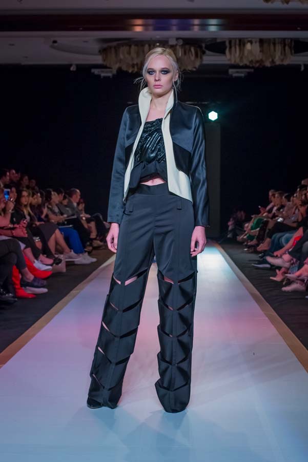 Потрясающее открытие Azerbaijan Fashion Week – яркие краски и тренды сезона (ФОТО)