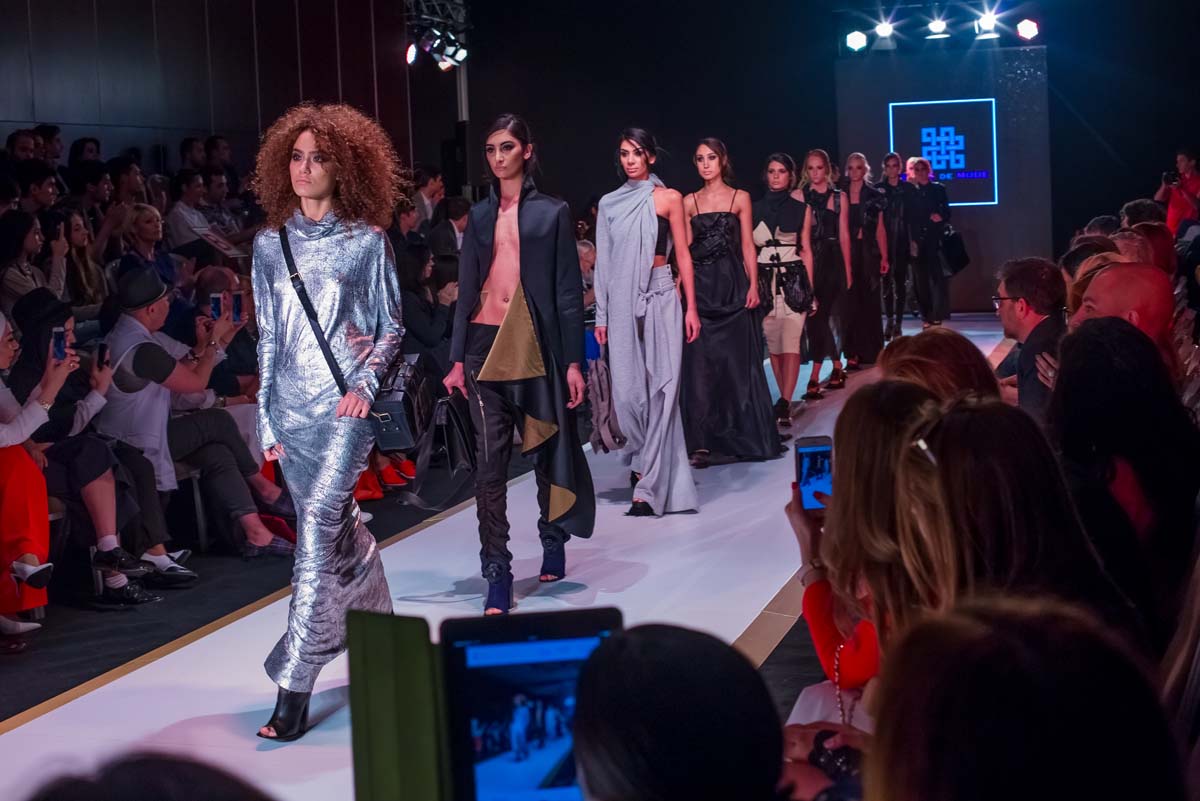 Потрясающее открытие Azerbaijan Fashion Week – яркие краски и тренды сезона (ФОТО)