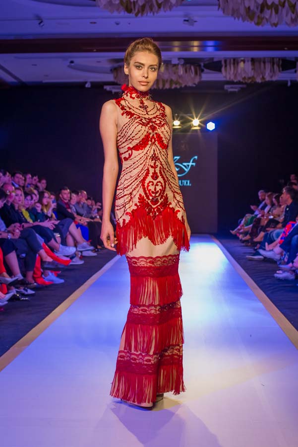 Потрясающее открытие Azerbaijan Fashion Week – яркие краски и тренды сезона (ФОТО)