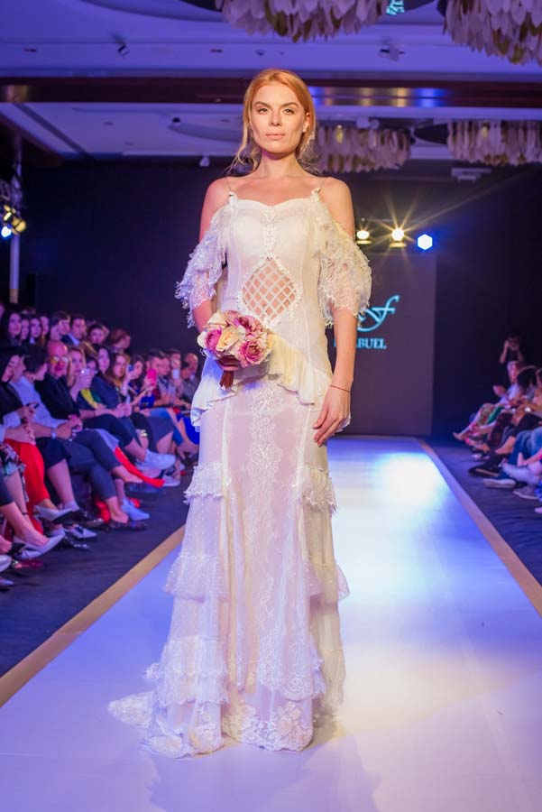 Потрясающее открытие Azerbaijan Fashion Week – яркие краски и тренды сезона (ФОТО)