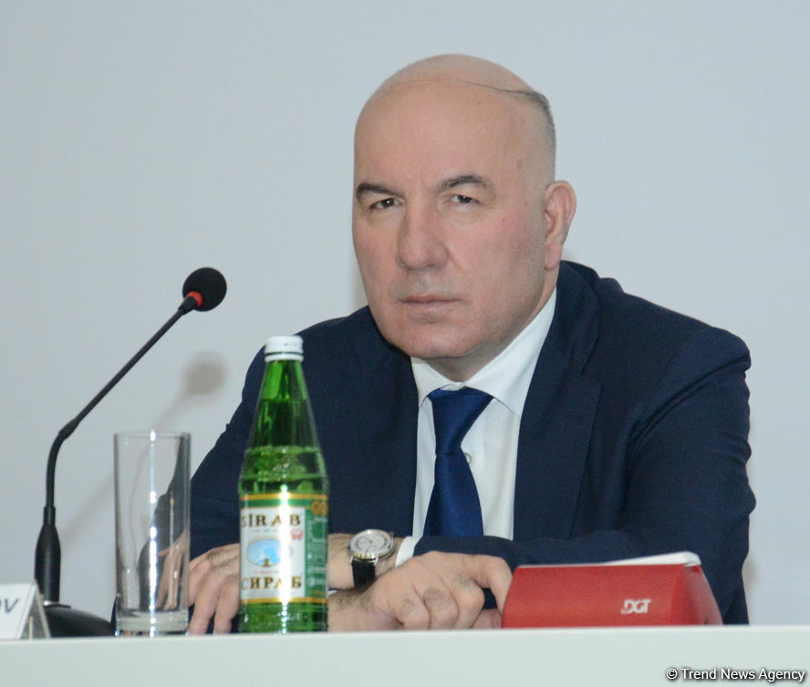 Эльман Рустамов: Центробанк Азербайджана продолжит обеспечивать устойчивость курса маната