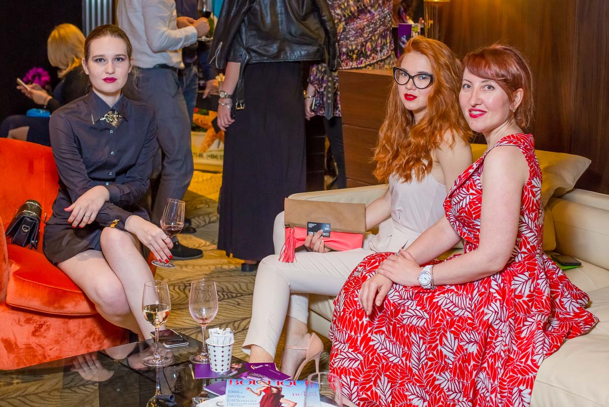 Дети и взрослые "взорвали" Баку на Azerbaijan Fashion Week (ФОТО)