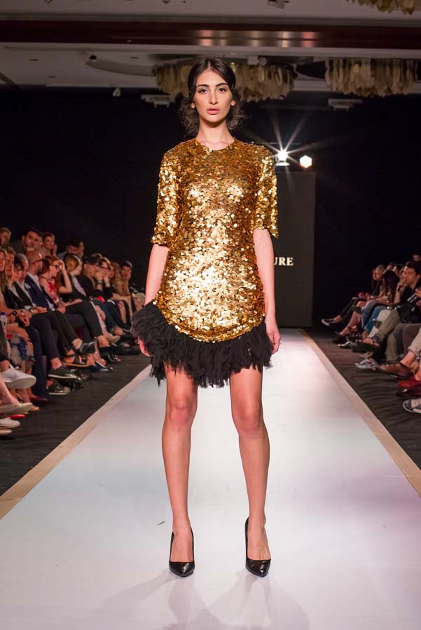Дети и взрослые "взорвали" Баку на Azerbaijan Fashion Week (ФОТО)