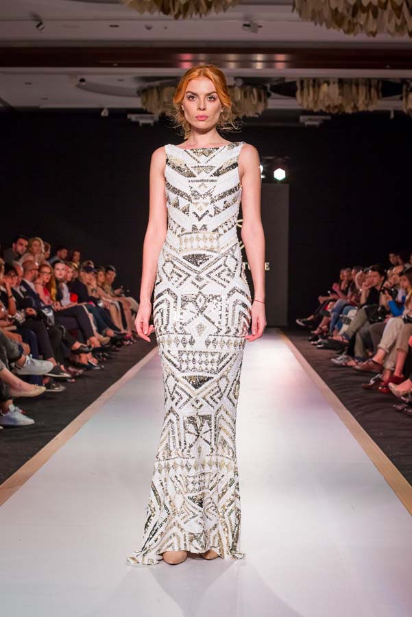 Дети и взрослые "взорвали" Баку на Azerbaijan Fashion Week (ФОТО)