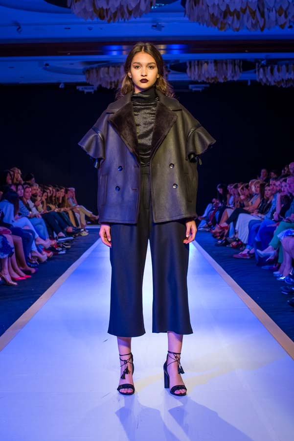Дети и взрослые "взорвали" Баку на Azerbaijan Fashion Week (ФОТО)