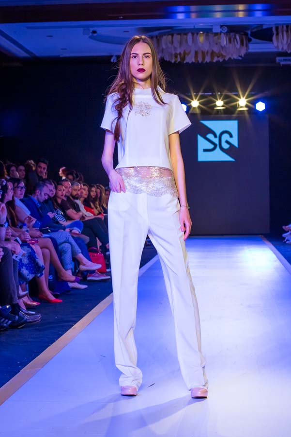 Дети и взрослые "взорвали" Баку на Azerbaijan Fashion Week (ФОТО)