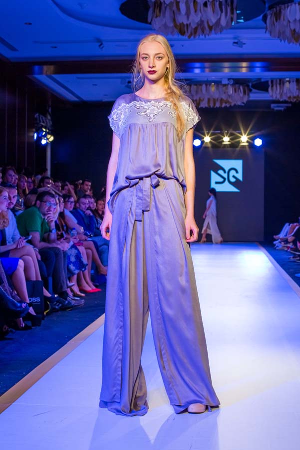 Дети и взрослые "взорвали" Баку на Azerbaijan Fashion Week (ФОТО)