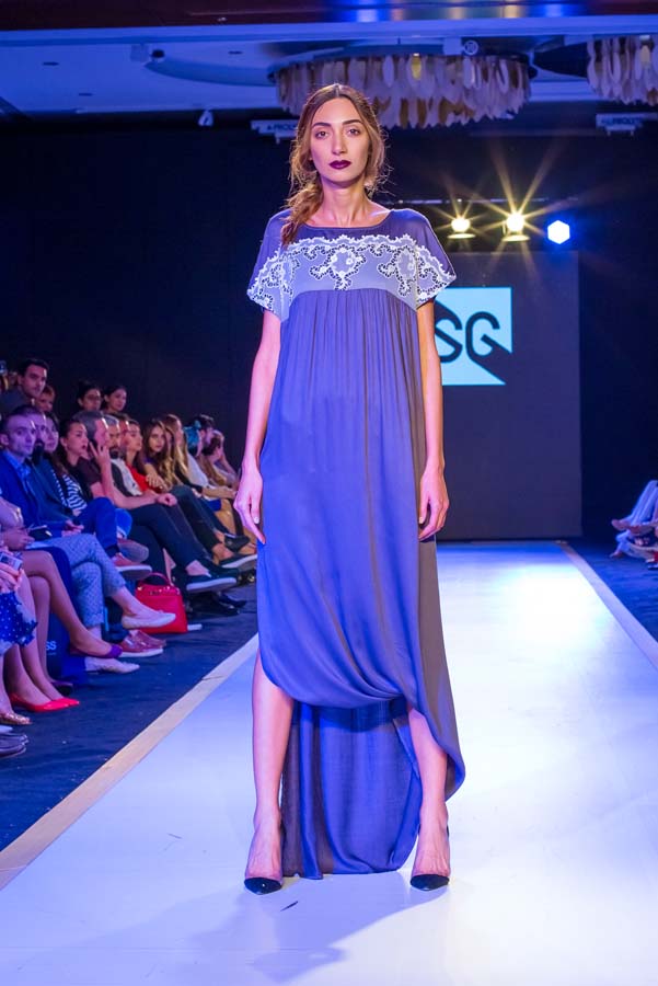 Дети и взрослые "взорвали" Баку на Azerbaijan Fashion Week (ФОТО)