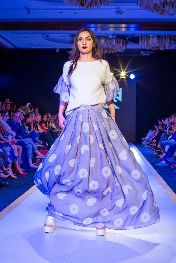 Дети и взрослые "взорвали" Баку на Azerbaijan Fashion Week (ФОТО)