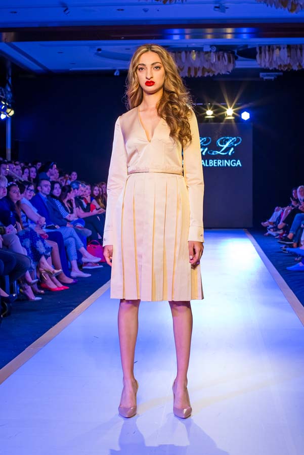 Дети и взрослые "взорвали" Баку на Azerbaijan Fashion Week (ФОТО)